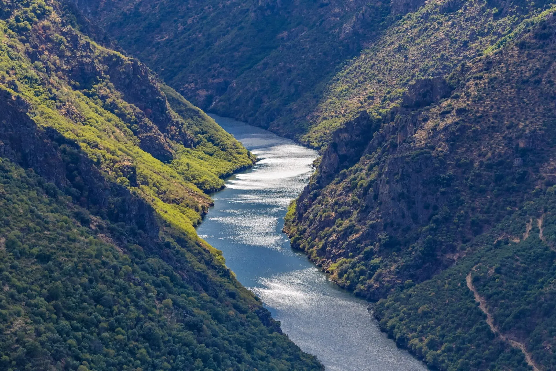 Mirador del Colagón del Tío Paco en Mieza sobre el cañón del Duero