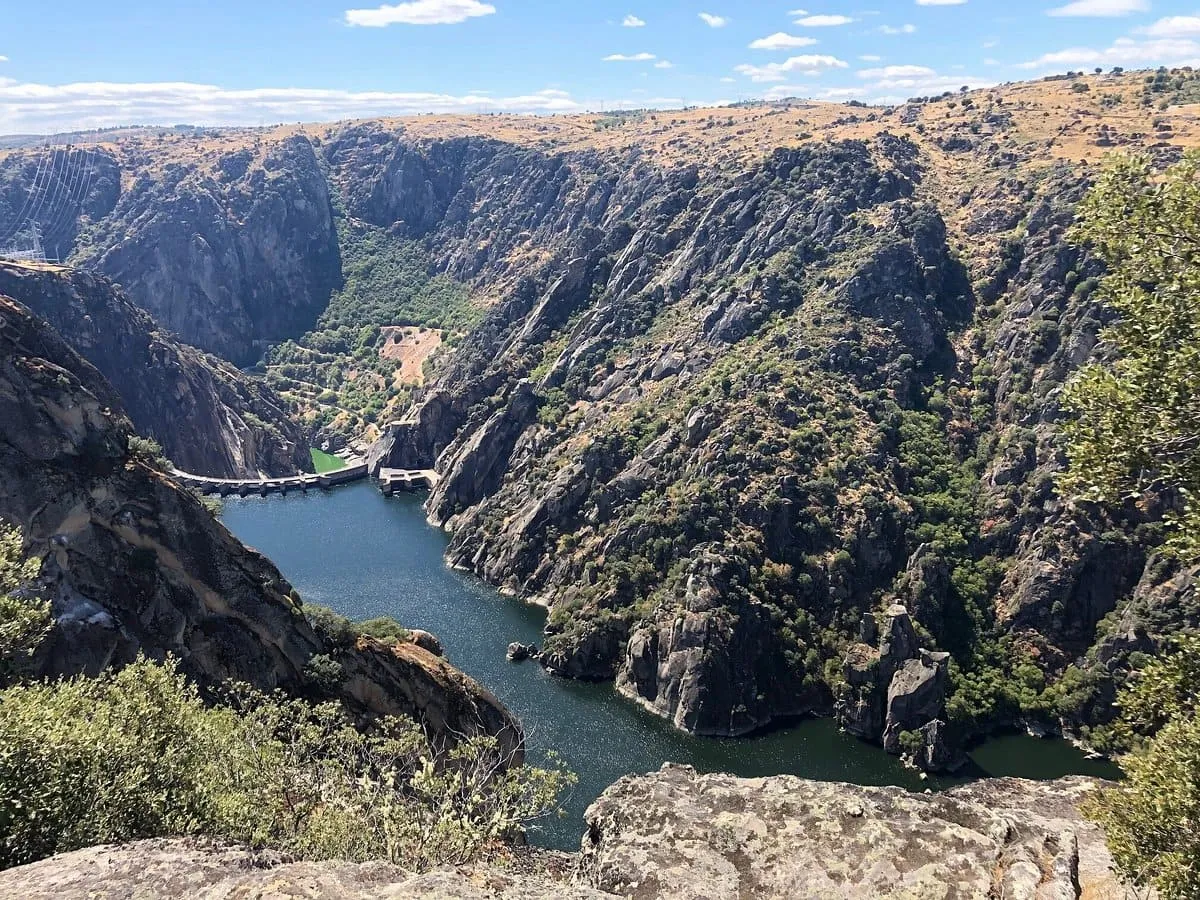 Mirador del Picón de Felipe en Aldeadávila de la Ribera con vistas al cañón del Duero